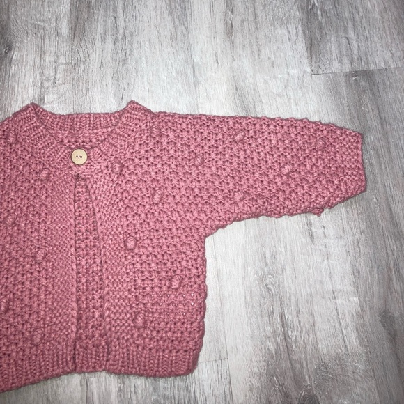 So ‘Dorable Pink Newborn Crochet Sweater 0-6 Months - Picture 2 of 9